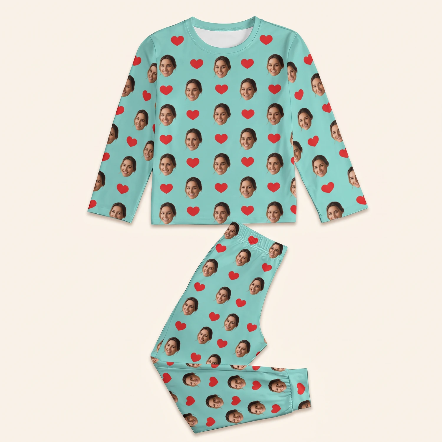 Mint children's long-sleeve pyjama set printed with a face and red hearts